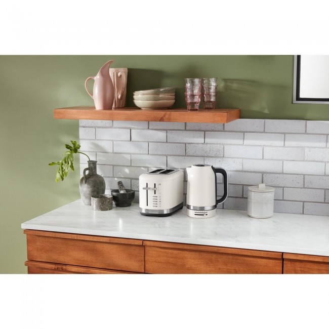 KitchenAid 5KEK1701EPL electric kettle 1.7 L 2400 W Black, Stainless steel, White KitchenAid 5KEK1701EPL electric kettle 1.7 L 2400 W Black, Stainless steel, White