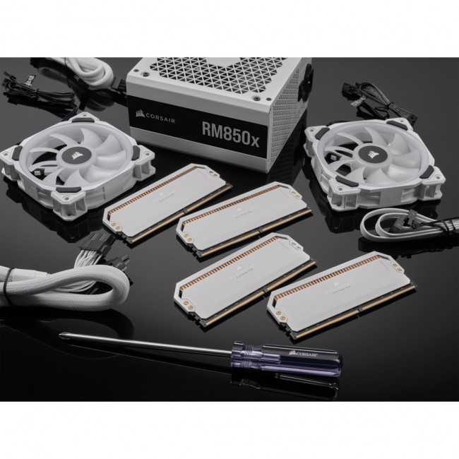 Corsair Dominator CMT64GX5M2B5200C40W memory module 64 GB 2 x 32 GB DDR5 5200 MHz