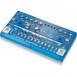 Behringer TD-3-BB Syntezator linii basowej niebieski prze roczysty