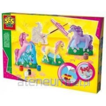 SES Plaster casts with paints horses 01356 13561