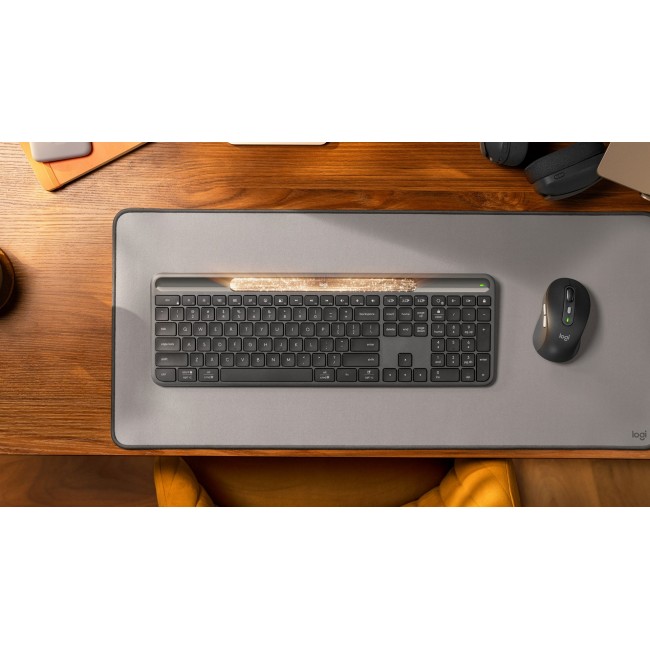 Logitech Signature Slim Solar+ K980 keyboard Universal RF Wireless + Bluetooth QWERTZ German Graphite