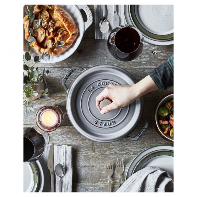 STAUB Cast iron round pot 40500-246-0 3.8l graphite STAUB Cast iron round pot 40500-246-0 3.8l graphite