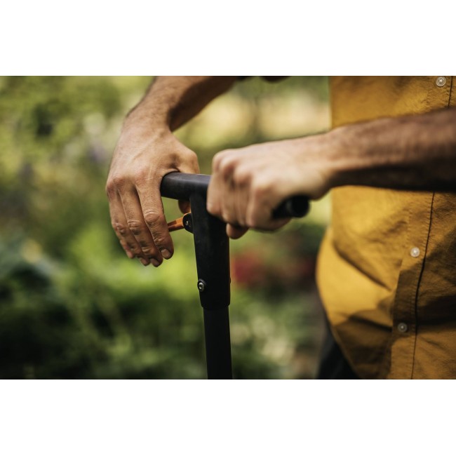 FS. ERGO PLANTER WITH LONG HANDLE