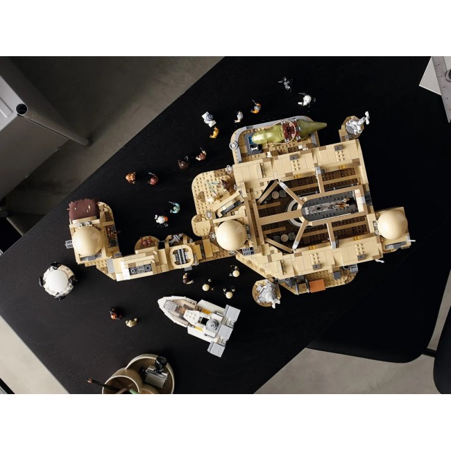 LEGO STAR WARS 75290 MOS EISLEY CANTINA LEGO STAR WARS 75290 MOS EISLEY CANTINA