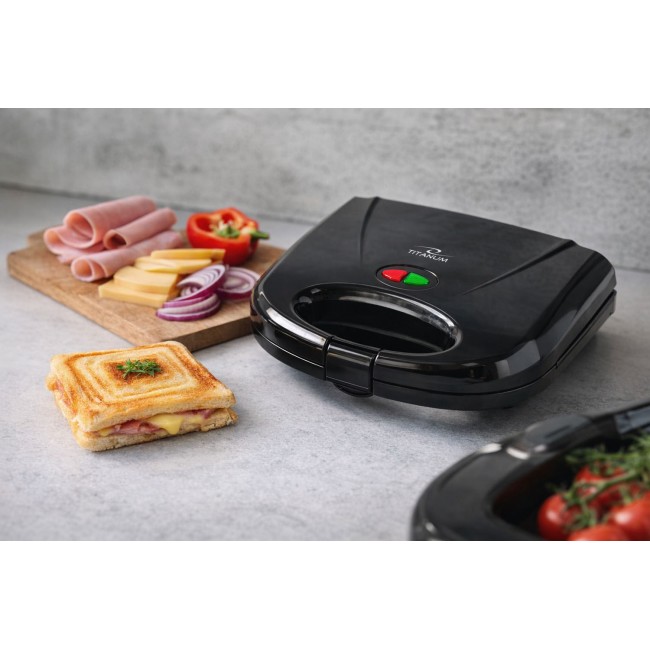 TITANUM TKT005K sandwich maker 700 W Black