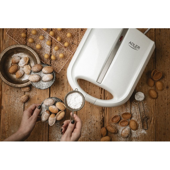 Adler AD 3039 waffle iron 24 waffle(s) 1600 W White Adler AD 3039 waffle iron 24 waffle(s) 1600 W White