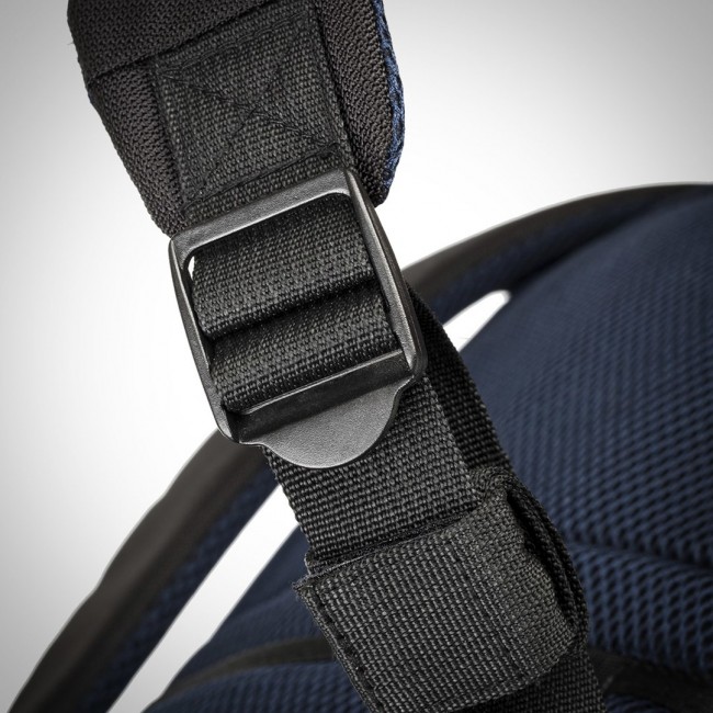 Rivacase 8460 43.2 cm (17