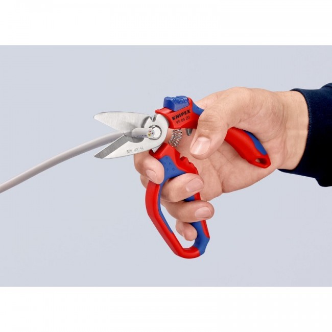 Knipex 95 05 20 SB plier
