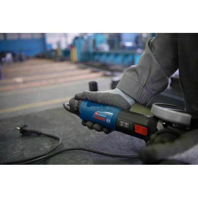 Bosch GWS 17-125 angle grinder 12.5 cm 11500 RPM 1700 W 2.2 kg Bosch GWS 17-125 angle grinder 12.5 cm 11500 RPM 1700 W 2.2 kg