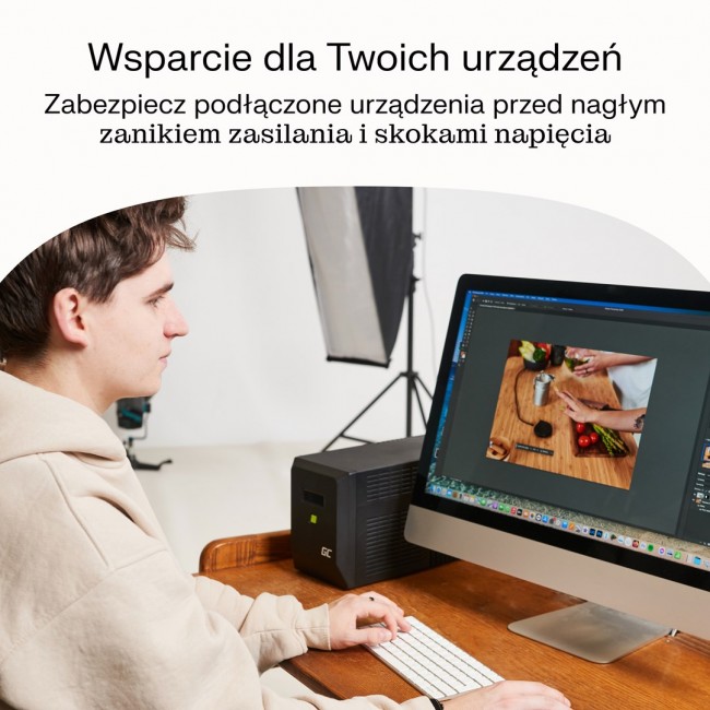 Green Cell uninterruptible power supply (UPS) 2 kVA 1400 W 4 AC outlet(s) Green Cell uninterruptible power supply (UPS) 2 kVA 1400 W 4 AC outlet(s)