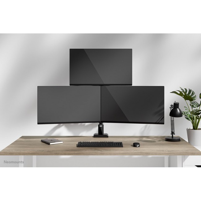 Neomounts DS60-600BL2-1 Triple monitor arm 10-32 Neomounts DS60-600BL2-1 Triple monitor arm 10-32