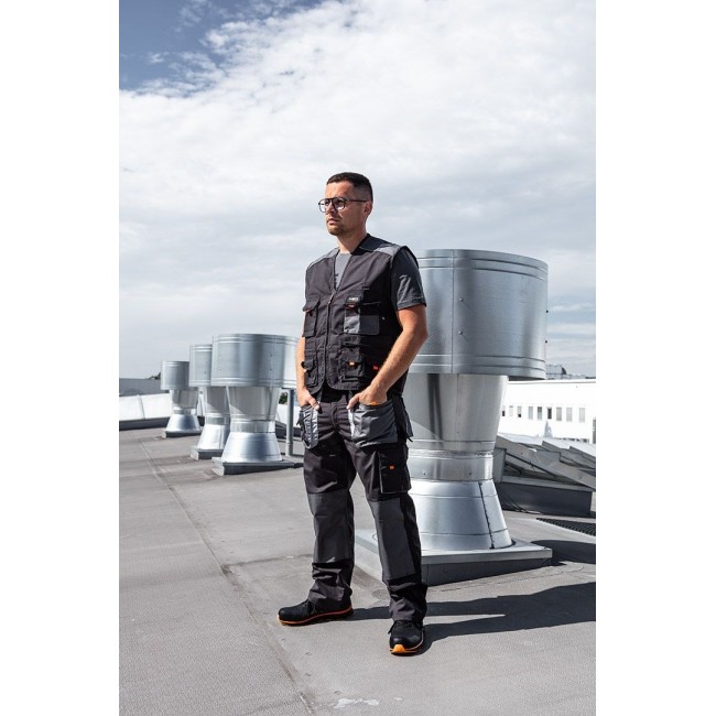 NEO tools 82-155-40 safety footwear