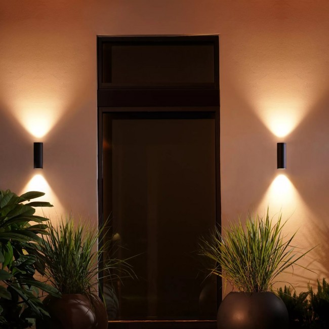 Philips Hue White and colour ambience Appear Outdoor wall light Philips Hue White and colour ambience Appear Outdoor wall light