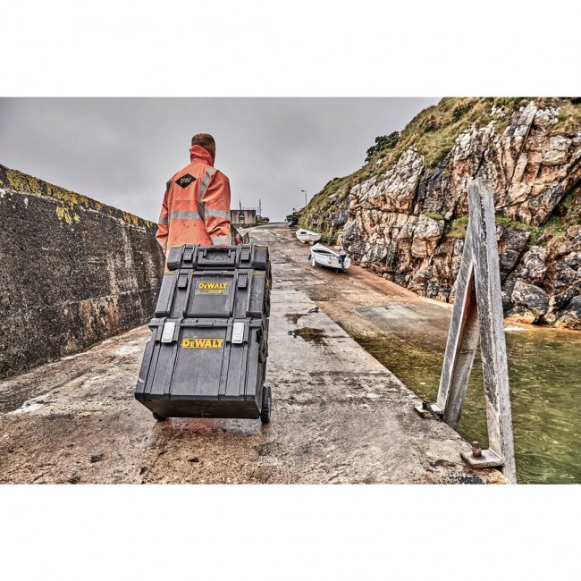 DeWALT DWST83293-1 tool storage case DeWALT DWST83293-1 tool storage case