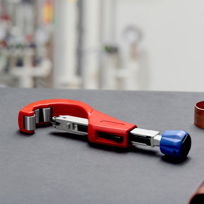 Knipex 90 31 03 BK manual pipe cutter Pipecutter