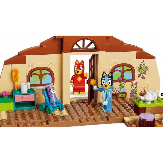 LEGO BLUEY 11221 School with Rusty and Bluey