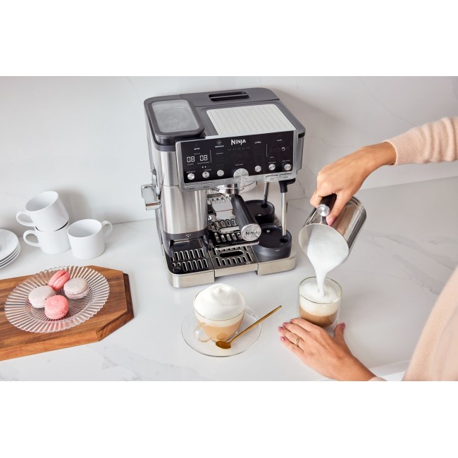 Ninja ES701EU coffee maker Semi-auto Espresso machine 2 L Ninja ES701EU coffee maker Semi-auto Espresso machine 2 L