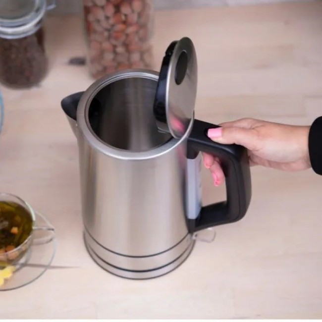 MPM MCZ-121M electric kettle 1.7 L 2200 W Steel MPM MCZ-121M electric kettle 1.7 L 2200 W Steel