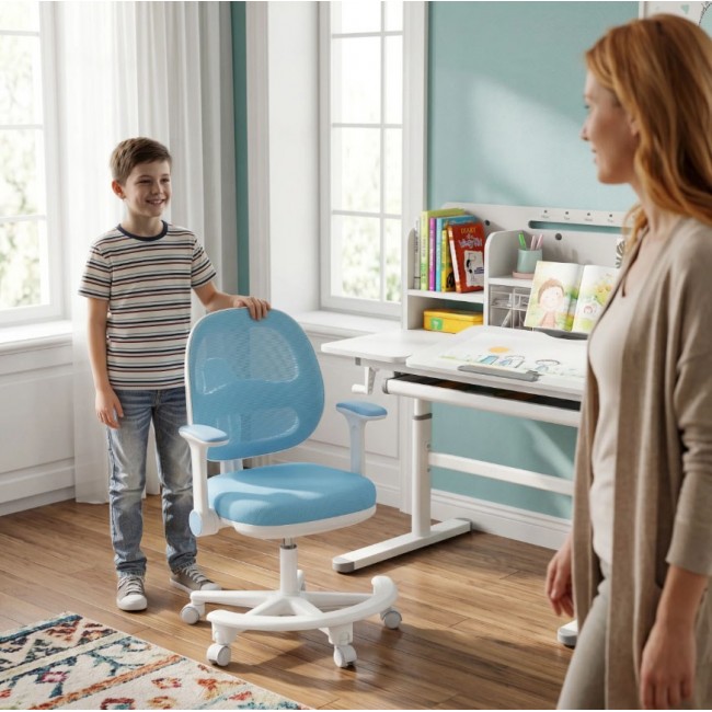 Junior 3.6 Blue swivel chair