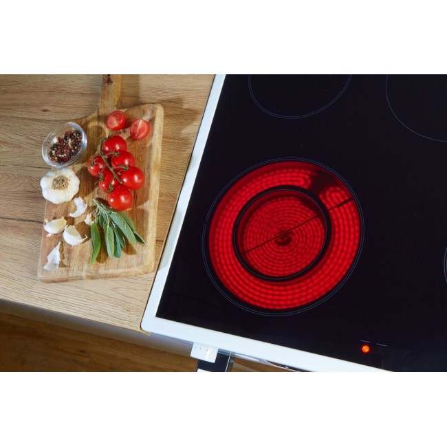 Gorenje GECS5B70CLI Freestanding cooker Electric Ceramic hob Beige