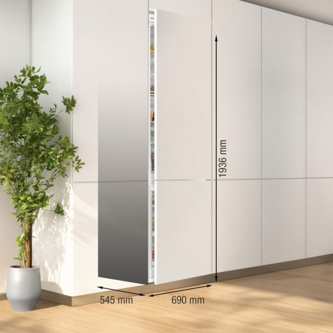 Gorenje Kombinerade kyl/fryssk p NRKI619D61WFE BK070