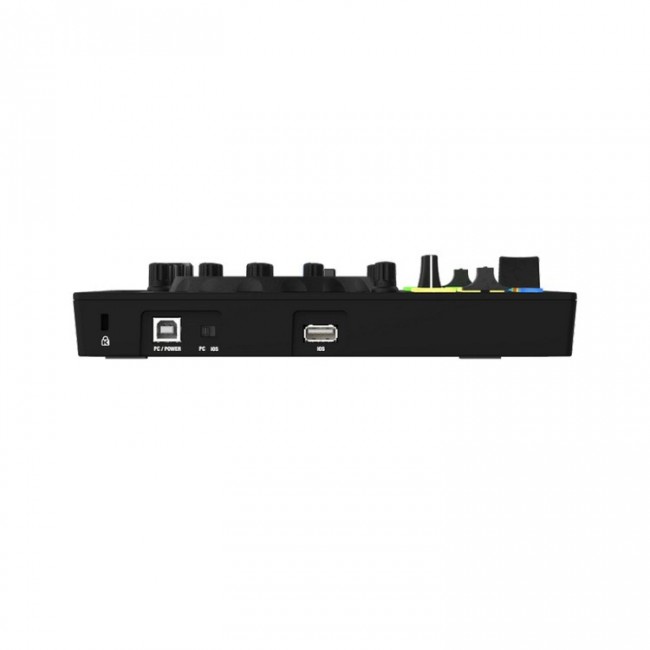 Reloop Buddy - compact DJ controller