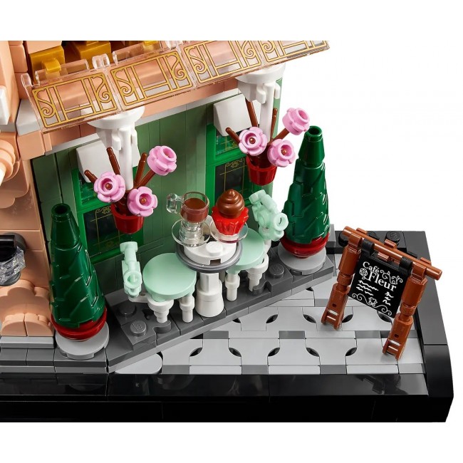 LEGO ICONS 10362 French Caf LEGO ICONS 10362 French Caf