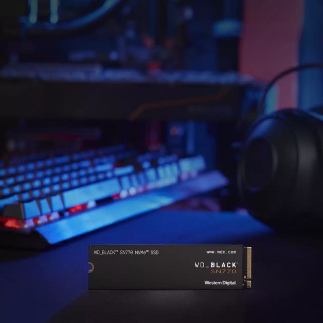 WD_BLACK SN770 WDS200T3X0E - 2TB - PCI WD_BLACK SN770 WDS200T3X0E - 2TB - PCI