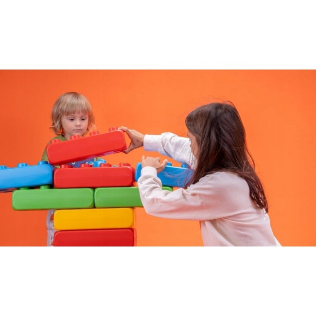 Marioinex brick building blocks + 2 wheels, 30 pieces Marioinex brick building blocks + 2 wheels, 30 pieces