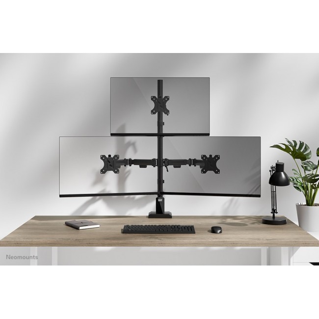 Neomounts DS60-600BL2-1 Triple monitor arm 10-32 Neomounts DS60-600BL2-1 Triple monitor arm 10-32