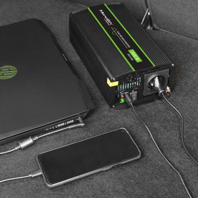 Qoltec Monolith power adapter/inverter Auto 2000 W Black Qoltec Monolith power adapter/inverter Auto 2000 W Black