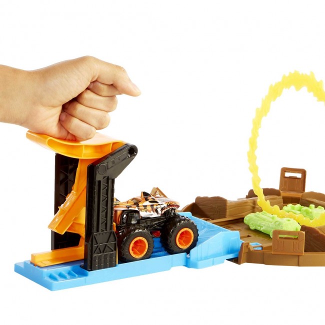 Hot Wheels Monster Trucks Tire - Stunt Arena GVK48 p2 MATTEL Hot Wheels Monster Trucks Tire - Stunt Arena GVK48 p2 MATTEL