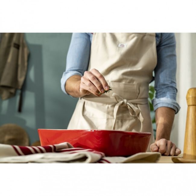 Staub Rectangular Ceramic Platter - 4.5 ltr, Red