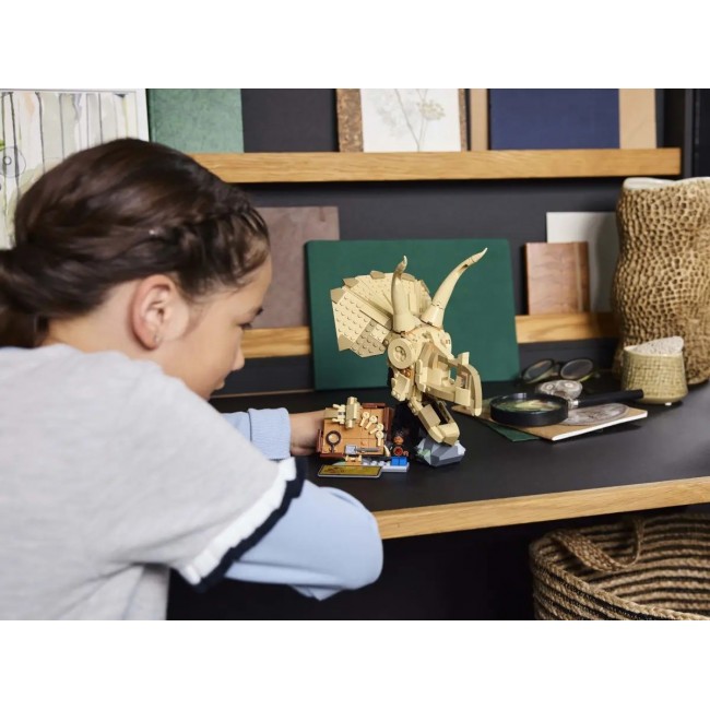 LEGO JURASSIC WORLD 76969 Dinosaur Fossils: Triceratops Skull