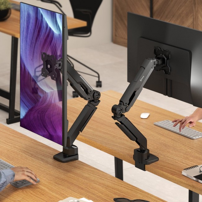 ONKRON G90-B Swivel and tilt desk mount for 13 -34 monitors, max. 10 kg, with rotation, black