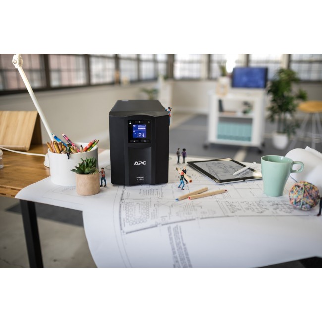 APC Smart-UPS C, Line Interactive, 1000VA, Tower, 230V, 8x IEC C13 outlets, SmartConnect port, USB and Serial communication, AVR, Graphic LCD