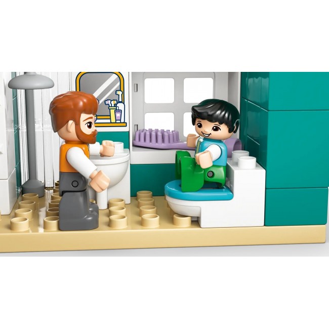 LEGO DUPLO 10470 3 in 1 Modern Family House with Figures
