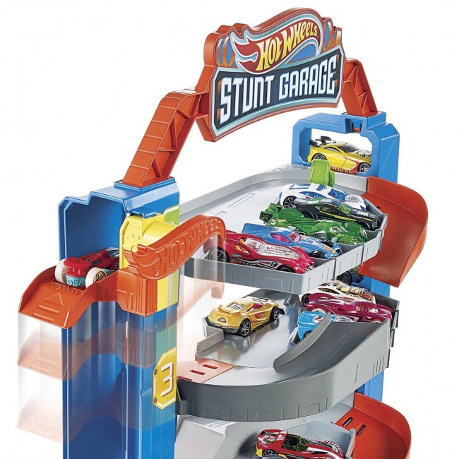 Hot Wheels City Stunt Garage Playset with 1 Toy Car in 1:64 Scale & Storage for 20+ Vehicles Hot Wheels City Stunt Garage Playset with 1 Toy Car in 1:64 Scale & Storage for 20+ Vehicles