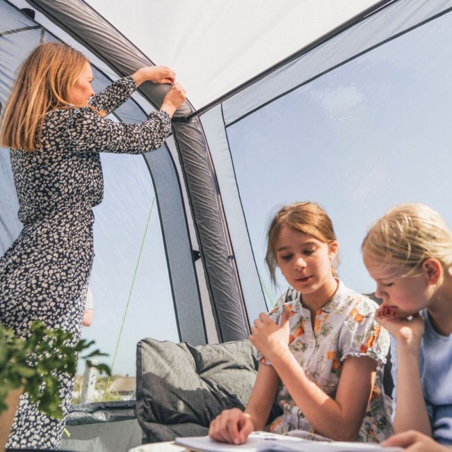 Outwell Monterey 4 Air Blue Tunnel tent Outwell Monterey 4 Air Blue Tunnel tent