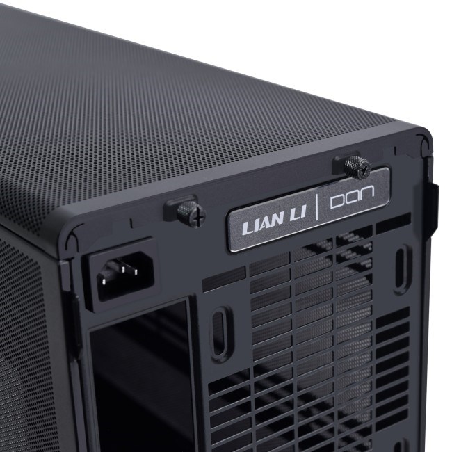 Lian Li DAN A3 Wood Edition case