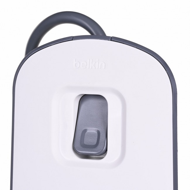 Belkin BSV804ca2M White 8 AC outlet(s) 2 m Belkin BSV804ca2M White 8 AC outlet(s) 2 m