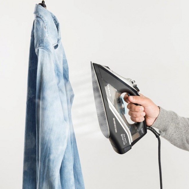 Taurus Geyser Eco Iron 3200 W Black