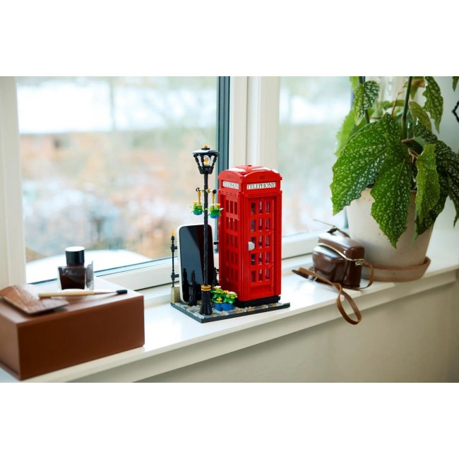 LEGO IDEAS 21347 Red London Telephone Box