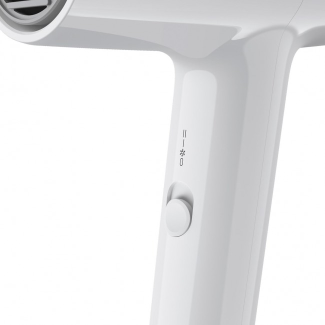 Braun HD1.55 hair dryer 1800 W White