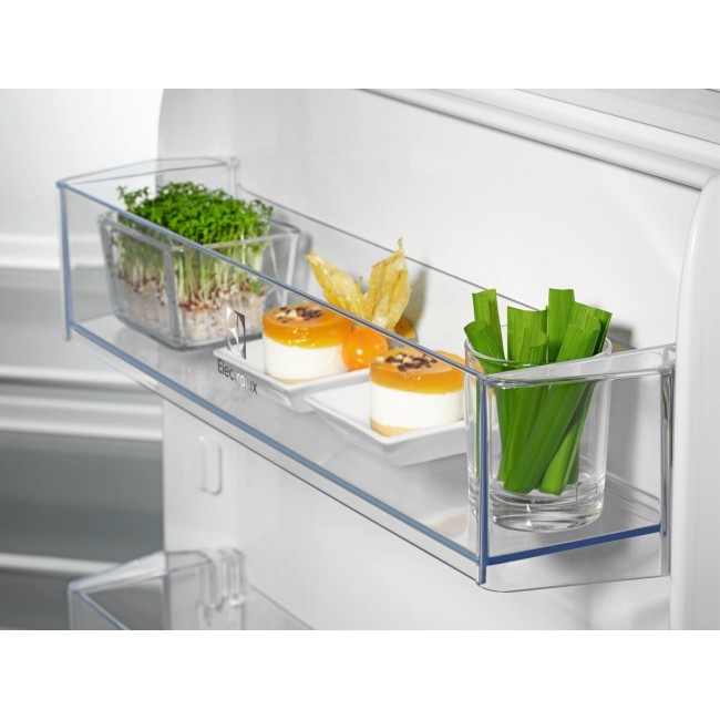 Electrolux ERD6DE18S1 fridge Built-in 310 L