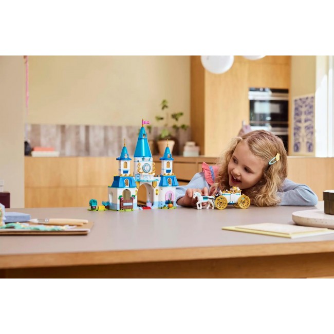 LEGO DISNEY PRINCESS 43275 Cinderella's Castle and Horse Carriage