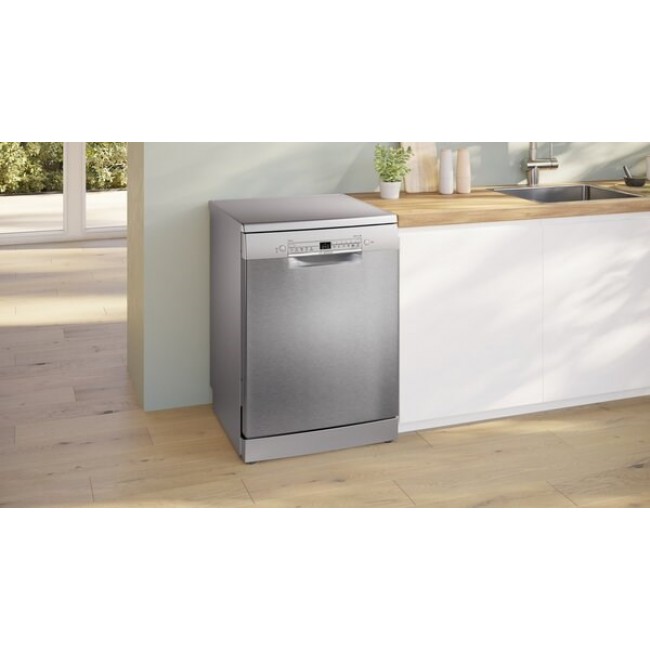 Bosch Serie 2 SMS2HVI06E Built-in dishwasher 14 place settings C Bosch Serie 2 SMS2HVI06E Built-in dishwasher 14 place settings C