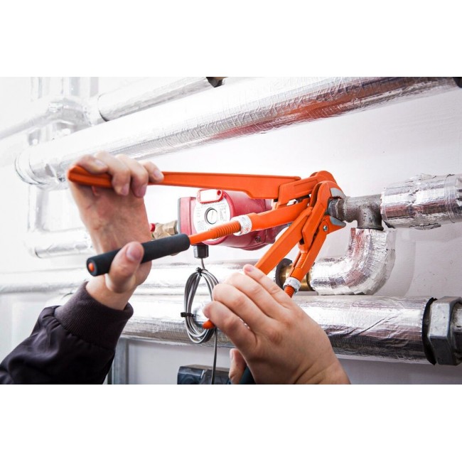 NEO tools 02-128 pipe wrench