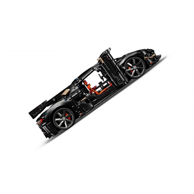 LEGO TECHNIC 42232 Koenigsegg Sadair's Spear Megacar