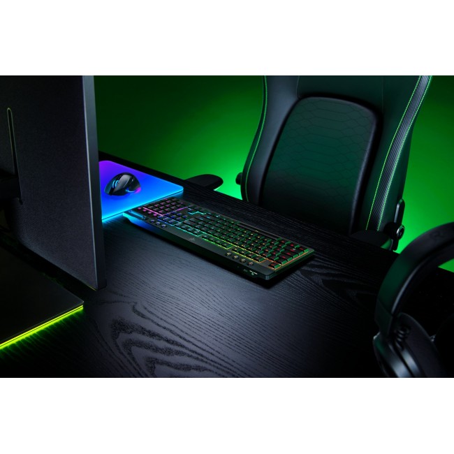 Razer BlackWidow V4 Low-Profile HyperSpeed keyboard Gaming USB + RF Wireless + Bluetooth QWERTY US International Black